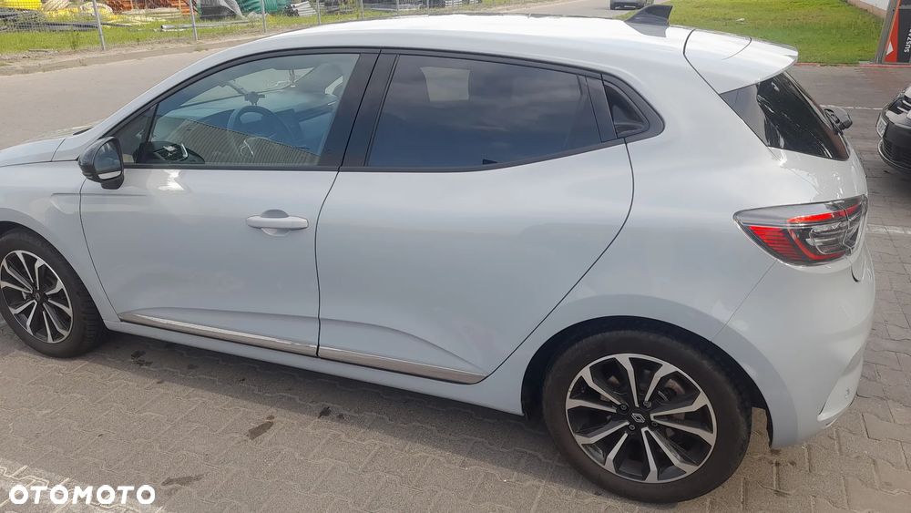 Renault Clio E-TECH 140 INTENS - 12