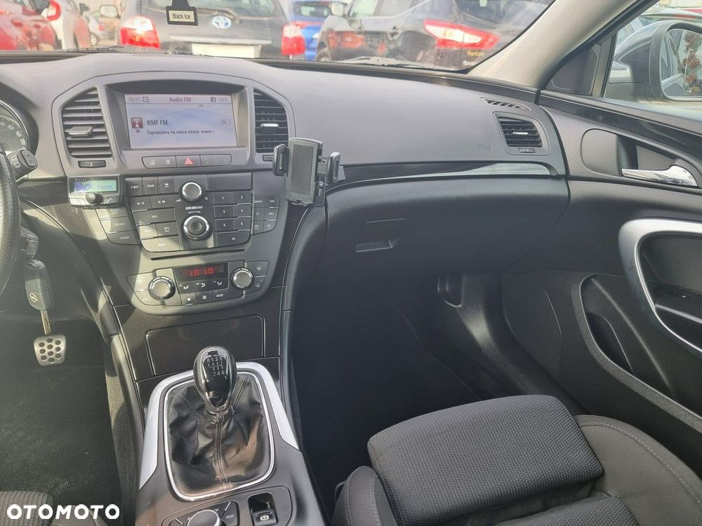 Opel Insignia - 15