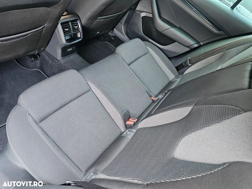 Skoda Octavia 2.0 TDI DSG Ambition - 39