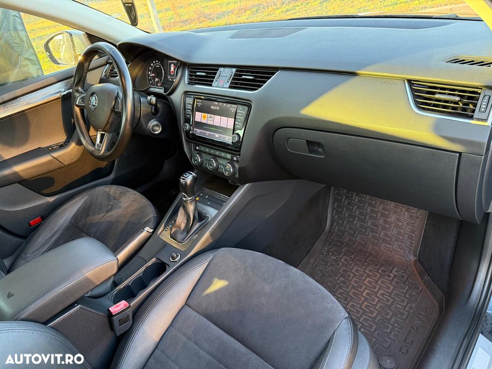 Skoda Octavia 2.0 TDI 4x4 DSG Scout - 31