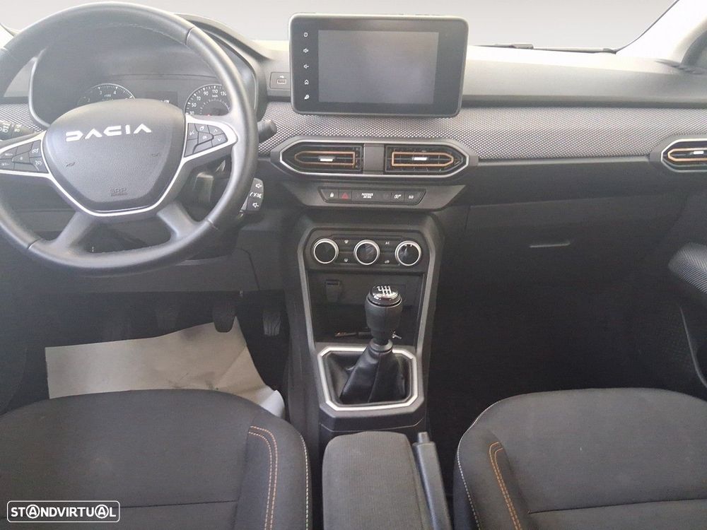 Dacia Sandero - 10