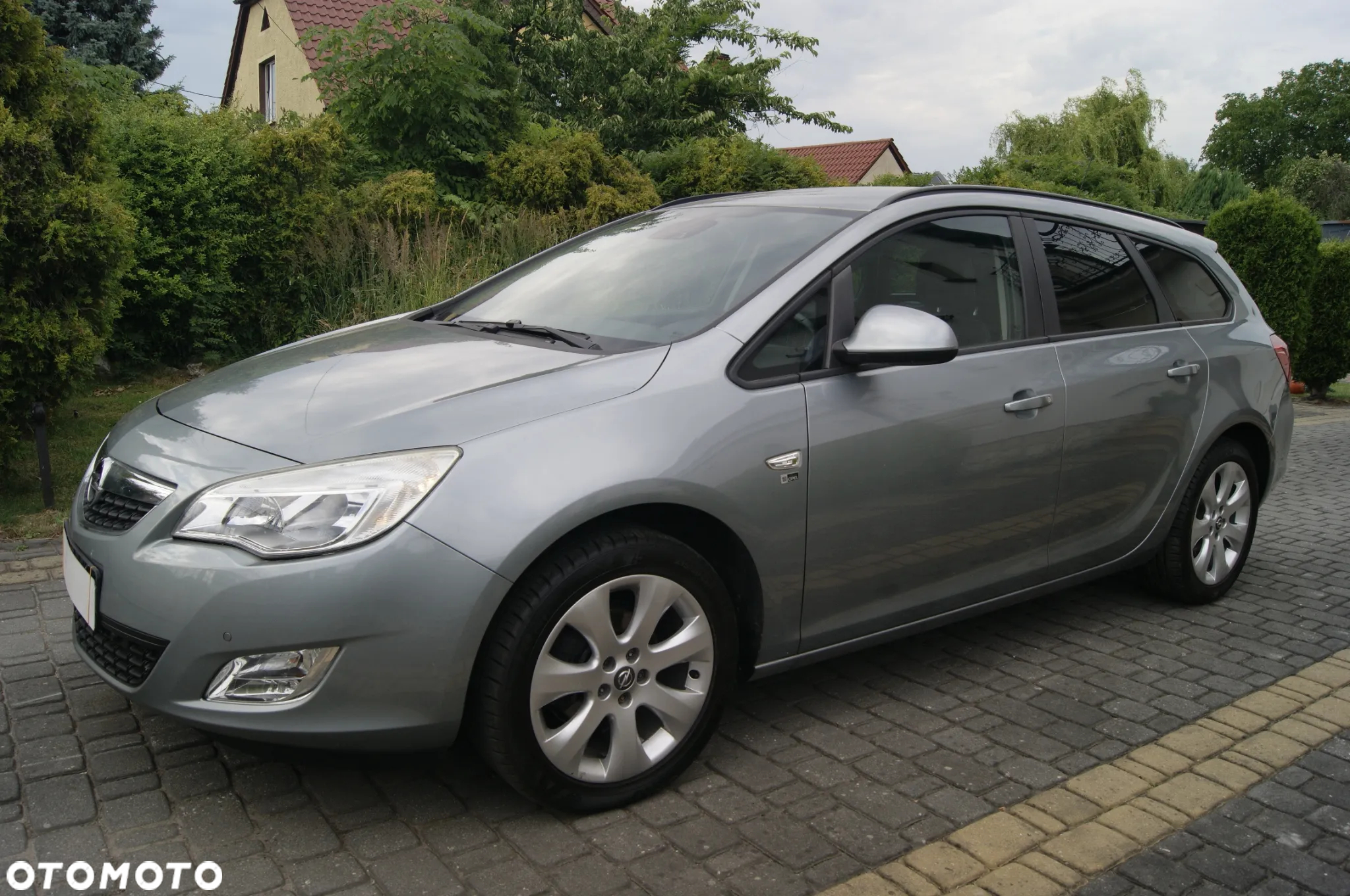 Opel Astra 1.4 Turbo Cosmo - 4
