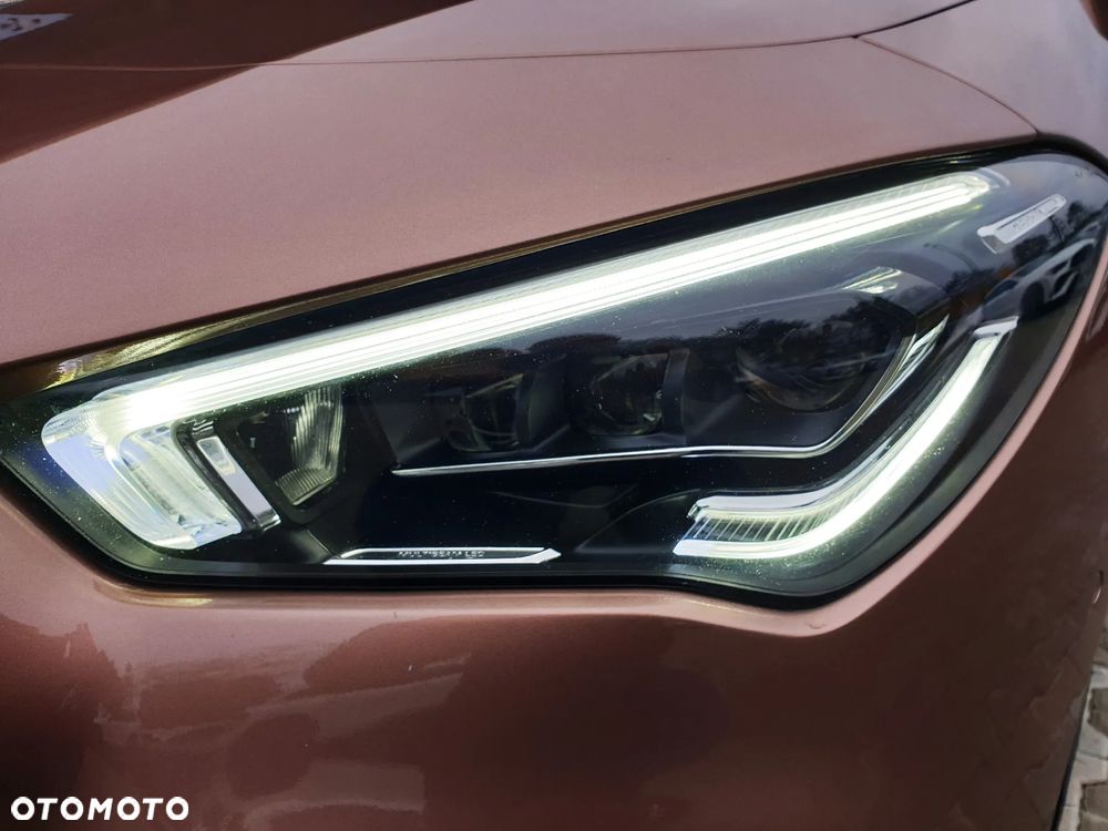 Mercedes-Benz CLA 250 AMG Line 7G-DCT - 23