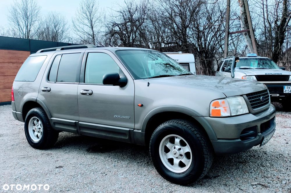 Ford Explorer 4.0 - 9