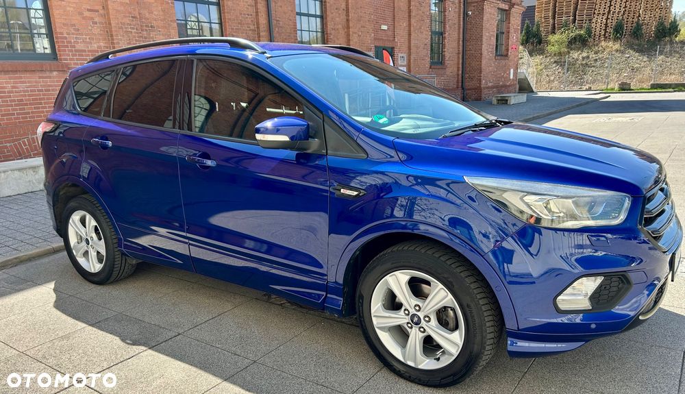 Ford Kuga 1.5 EcoBoost 2x4 Titanium - 5