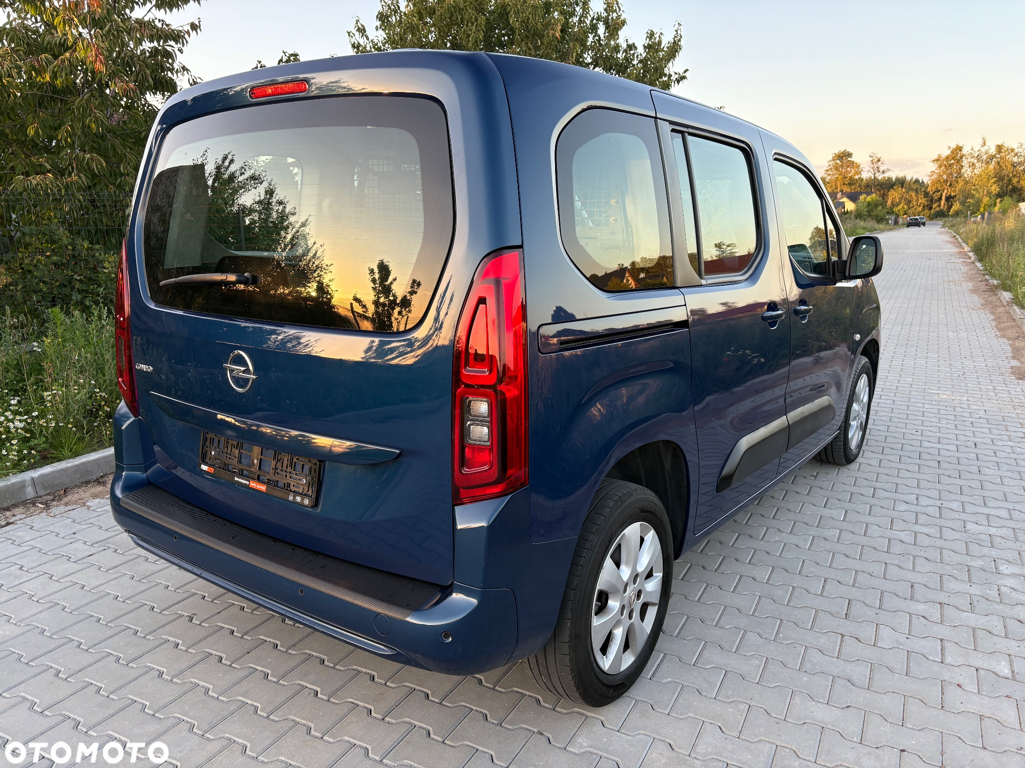 Opel Combo Life 1.5 CDTI Elegance Plus S&S N1 - 22