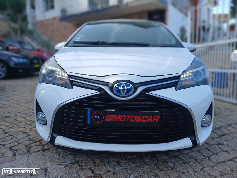 Toyota Yaris 1.5 HSD Exclusive - 2