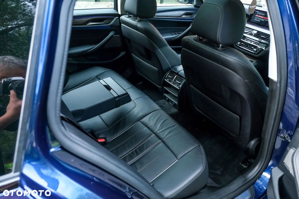 BMW Seria 5 520d xDrive Luxury Line - 26