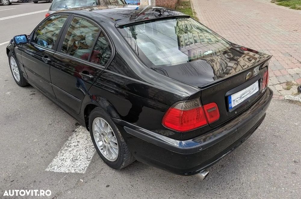 BMW Seria 3 316i - 9