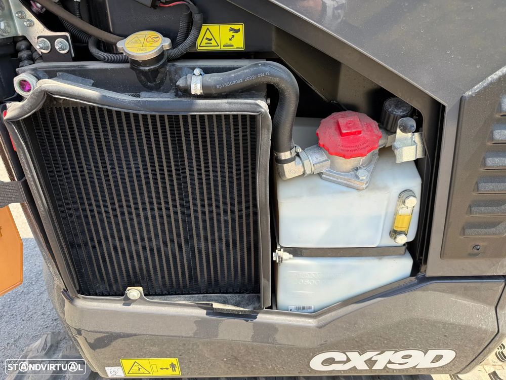 Case CX19D - 11