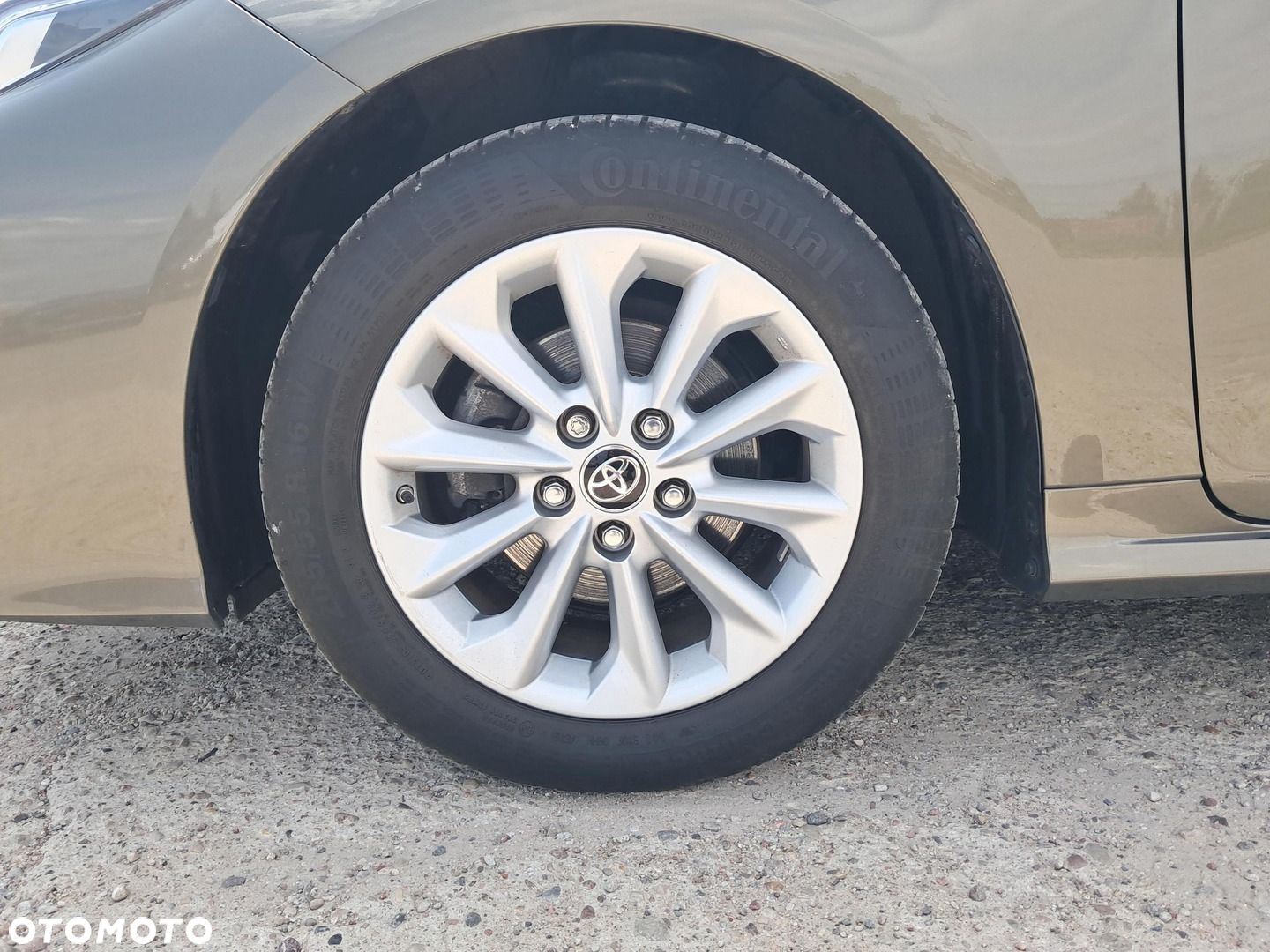 Toyota Corolla - 21
