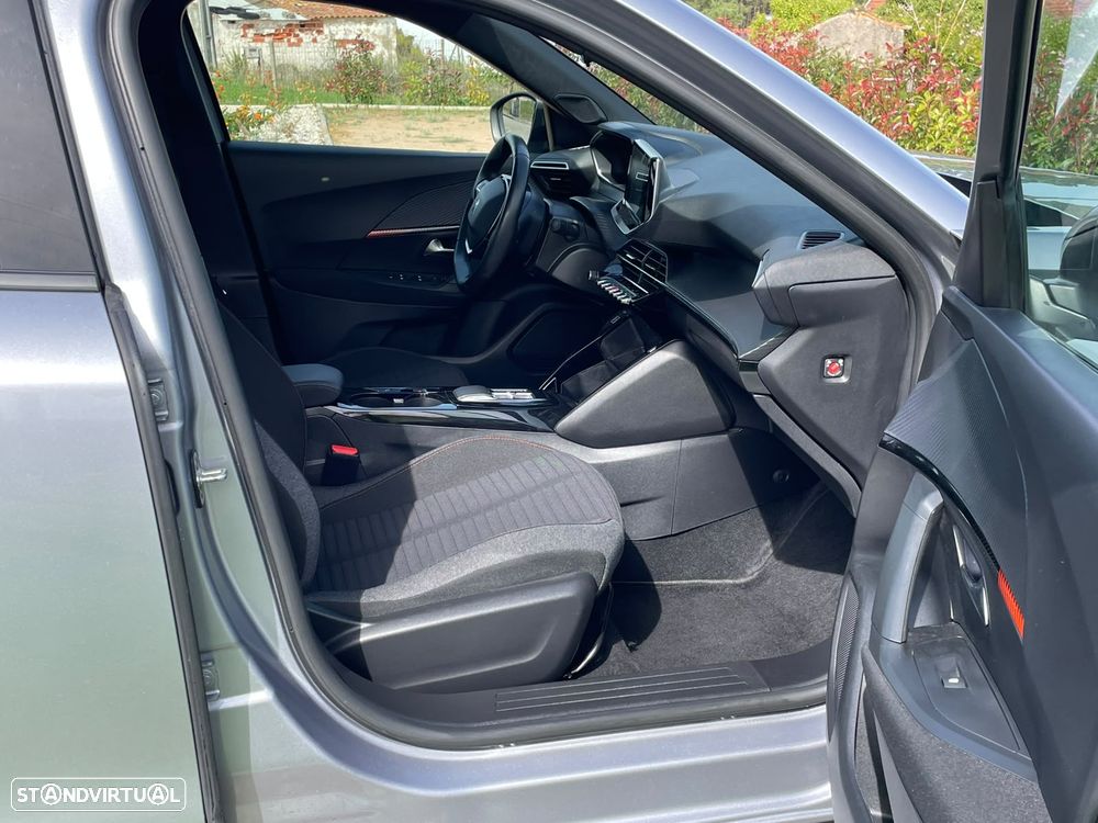 Peugeot e-2008 Active - 22