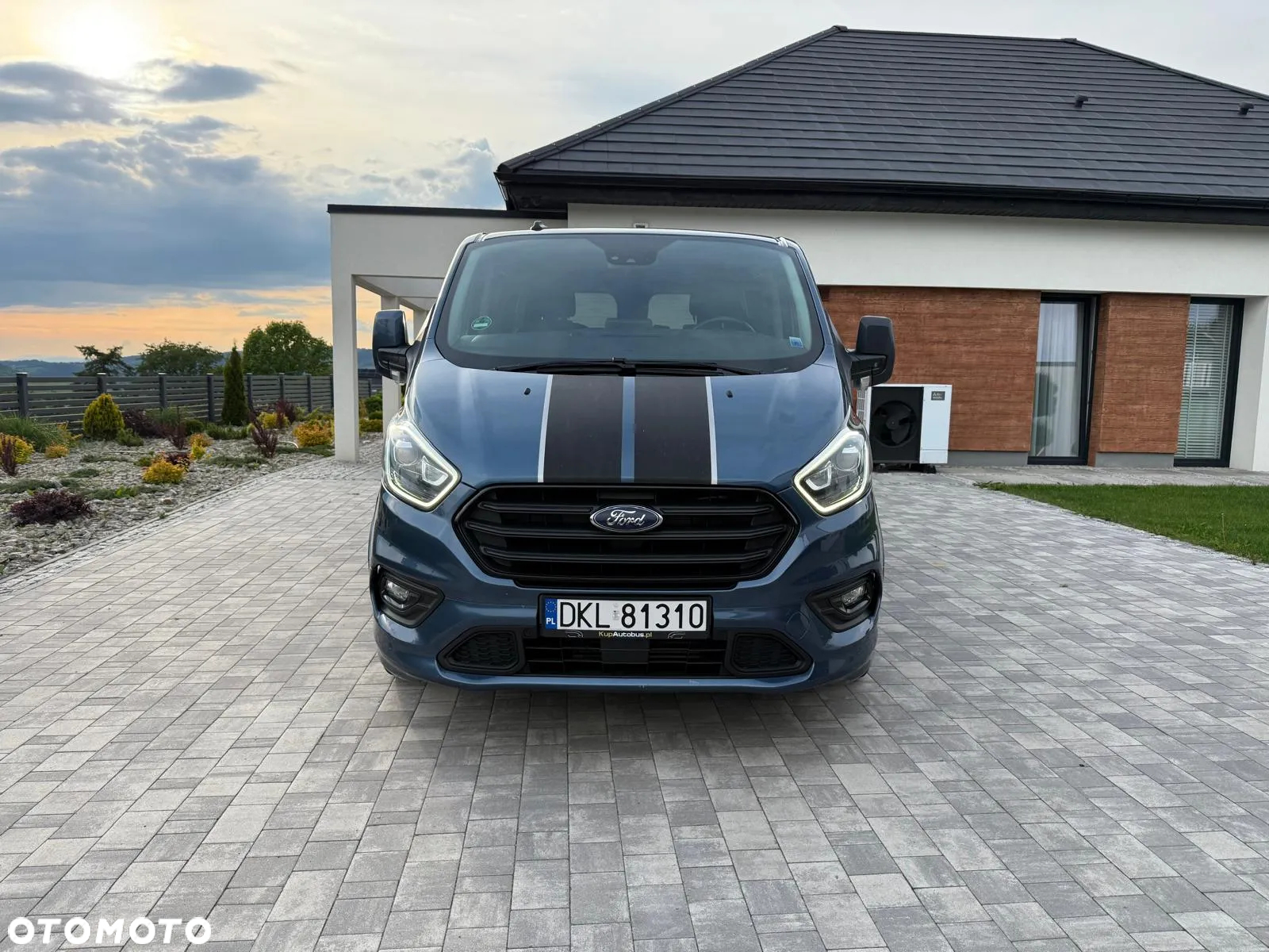 Ford Transit Custom 320 L1H1 LKW VA Autm Sport - 2