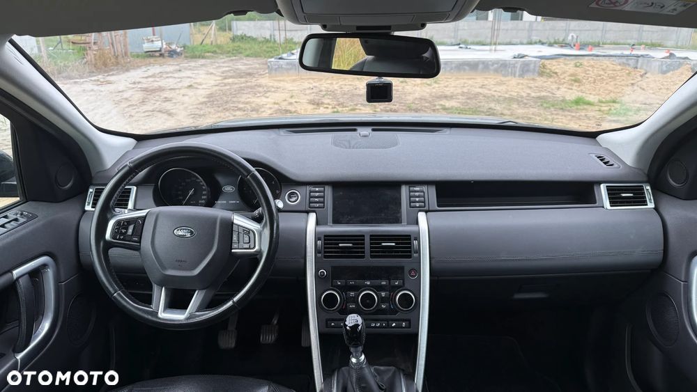 Land Rover Discovery Sport 2.0 TD4 HSE - 8