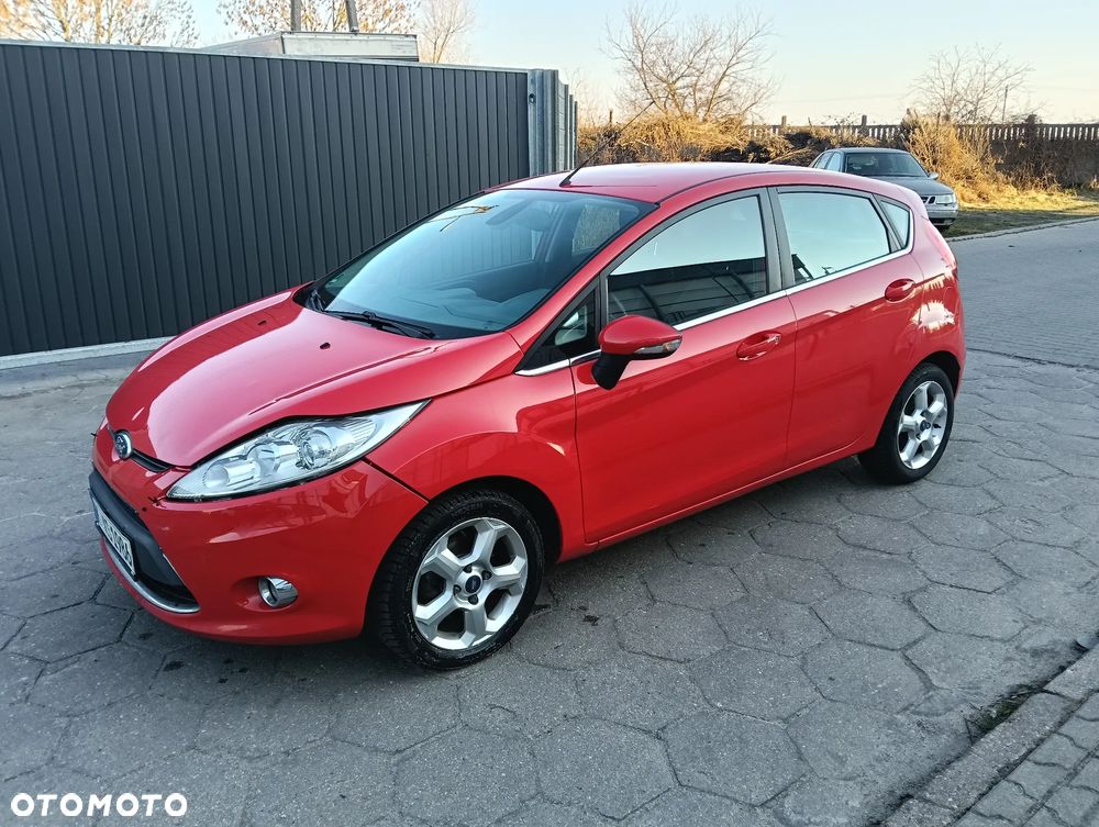 Ford Fiesta 1.4 Champions Edition - 1