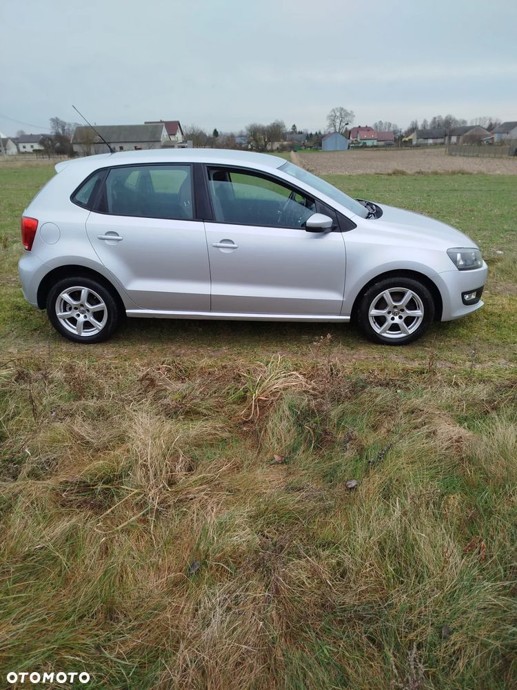 Volkswagen Polo 1.4 16V Comfortline - 4
