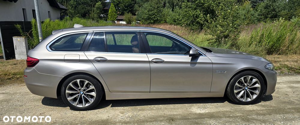 BMW Seria 5 530d xDrive Sport-Aut Luxury Line - 4