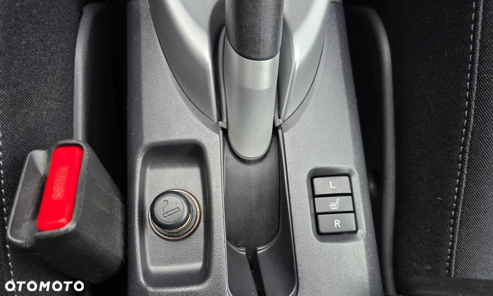 Toyota Auris 1.6 Valvematic START Edition - 34