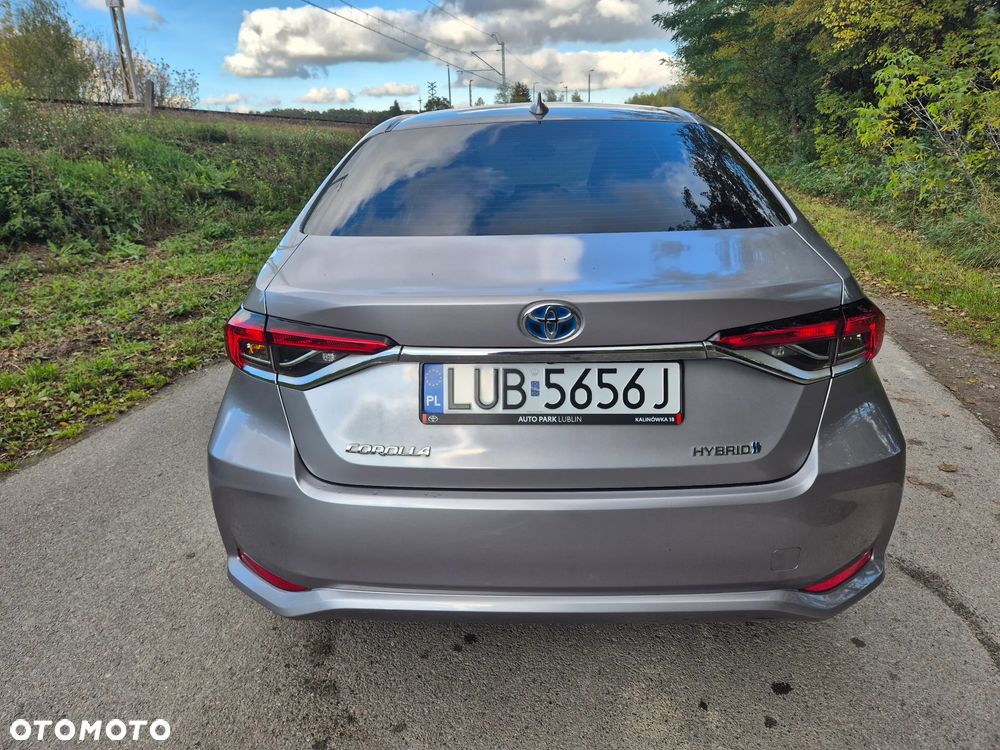 Toyota Corolla - 4
