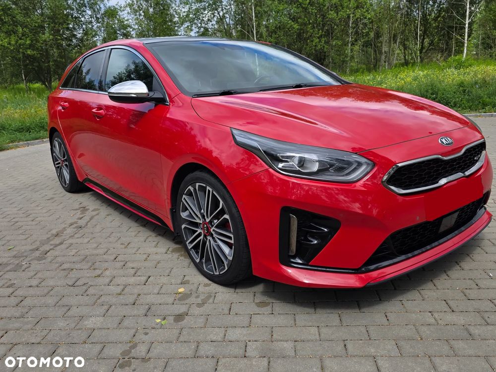 Kia ProCeed 1.6 T-GDI GT DCT - 17