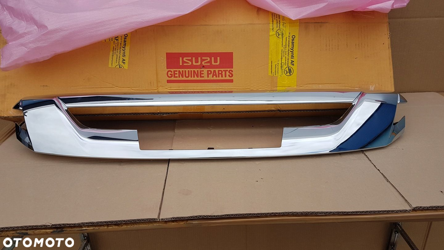 GRILL ATRAPA CHROM ISUZU D-MAX II LIFT 17- NOWY ORYGINAŁ - 2