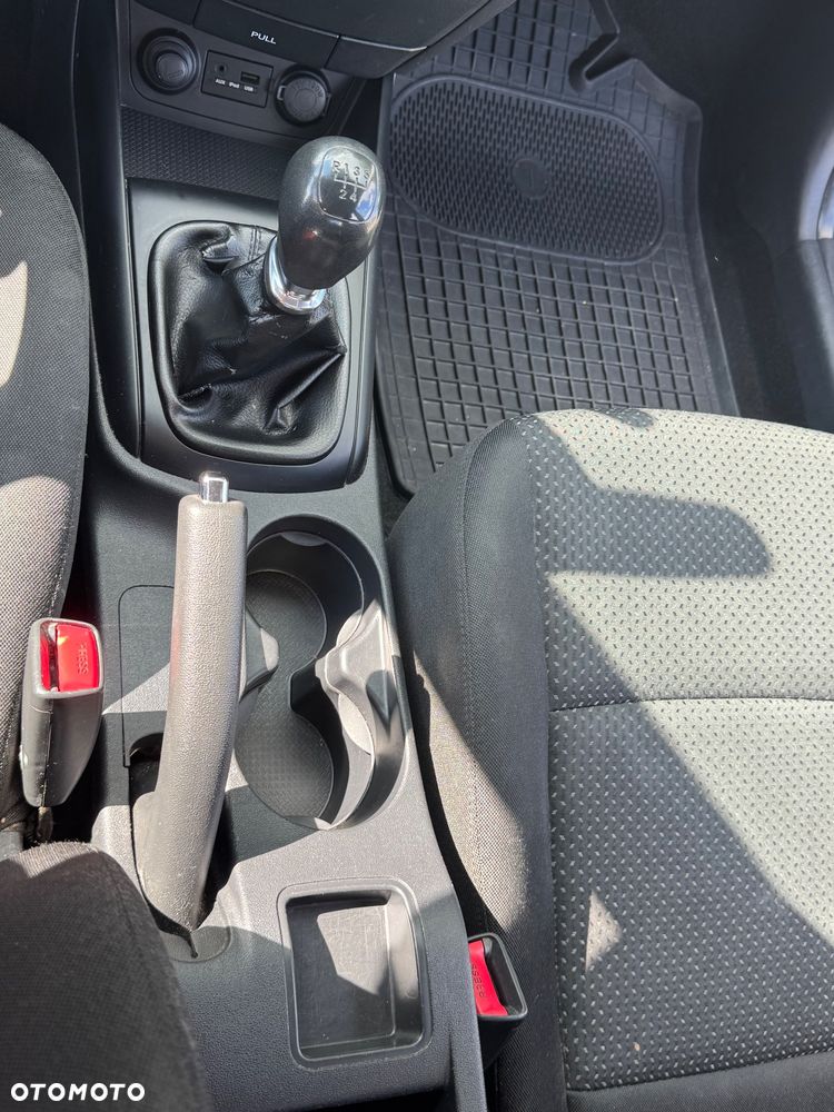 Hyundai i30 1.4 Classic + - 5