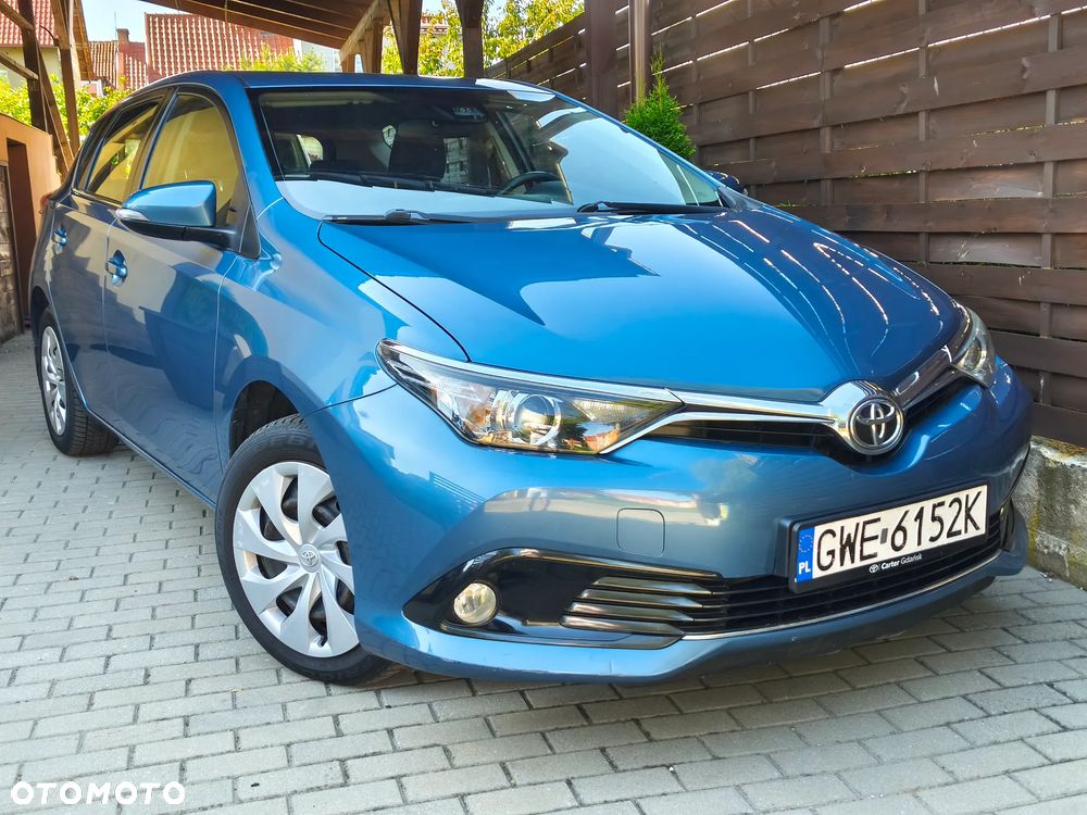 Toyota Auris 1.6 Premium - 9