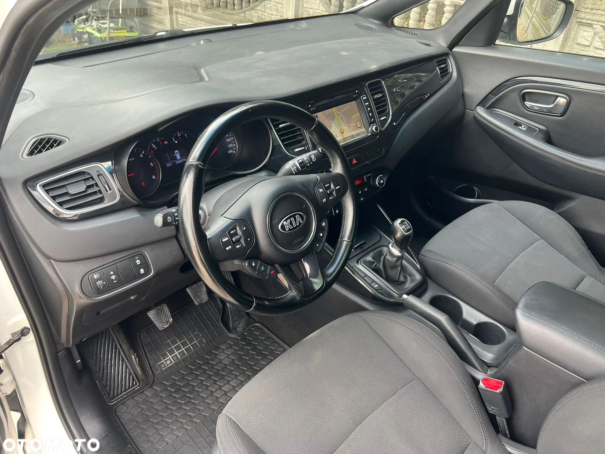 Kia Carens 1.7 CRDi XL 7os - 22