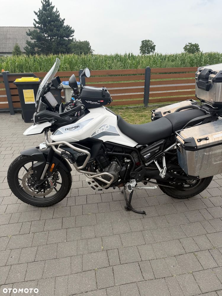 Triumph Tiger - 1