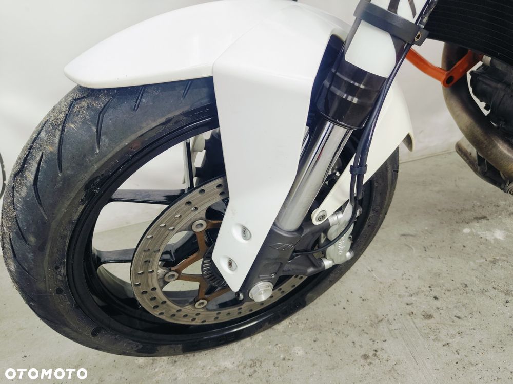 KTM Duke - 19