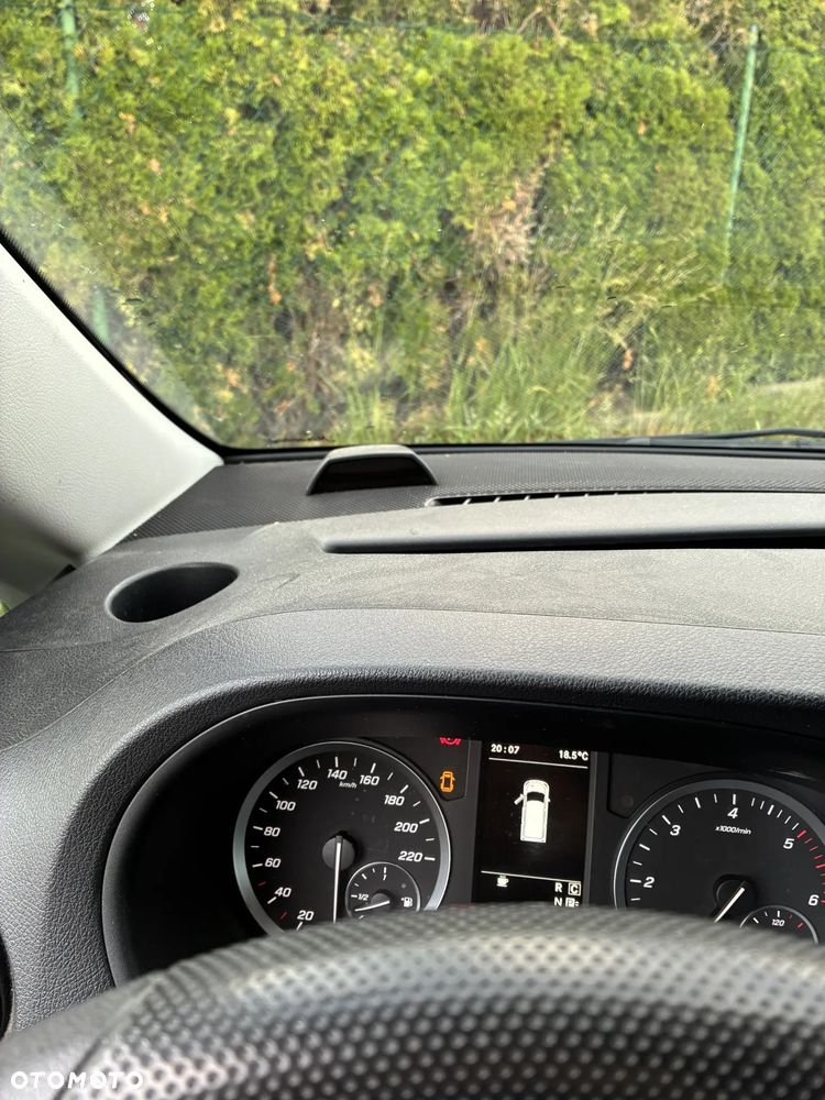 Mercedes-Benz VITO - 9