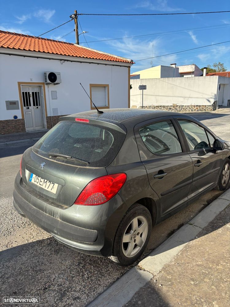 Peugeot 207 1.4 16V Trendy - 7