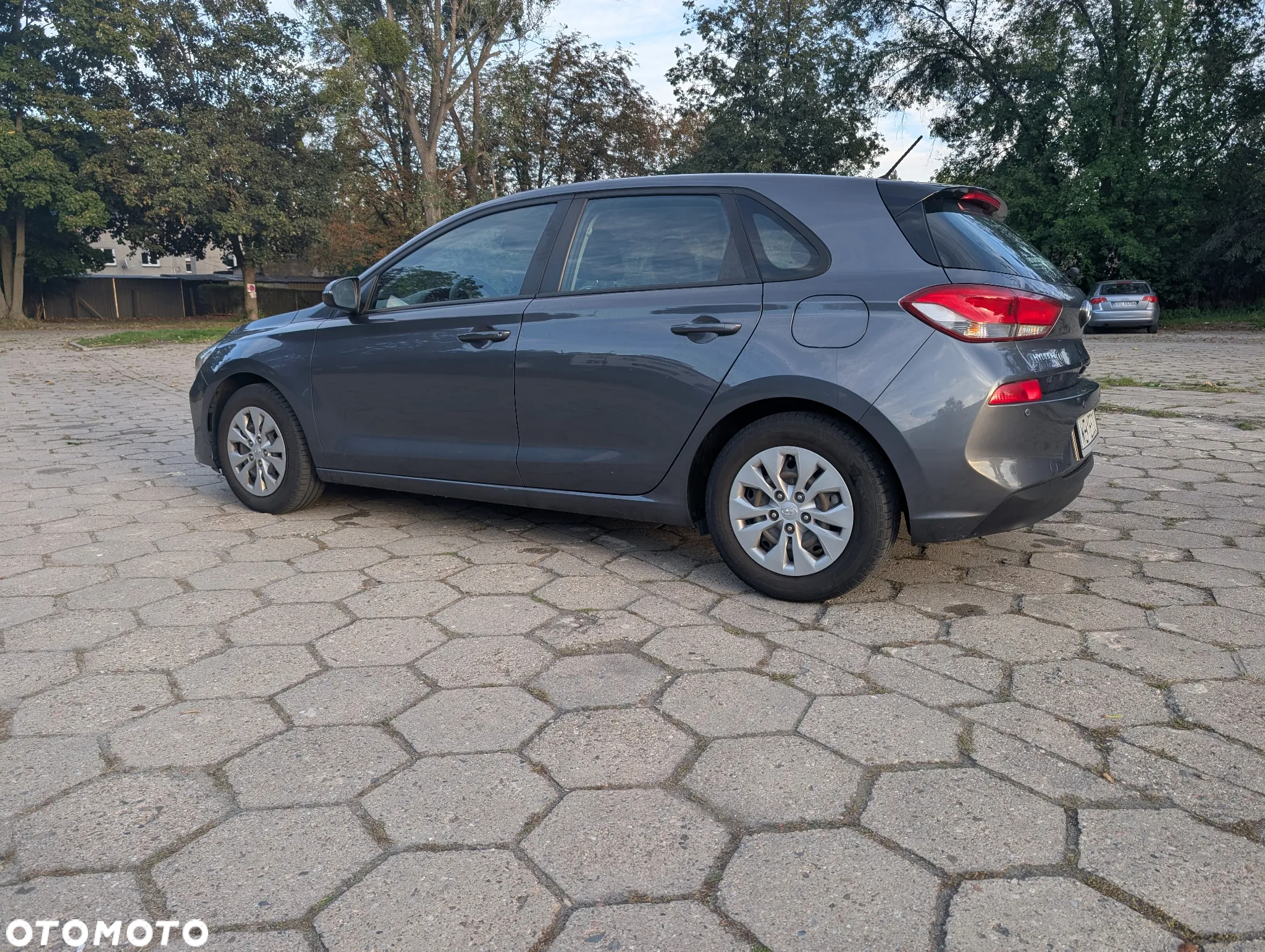 Hyundai i30 1.4 Classic + - 4