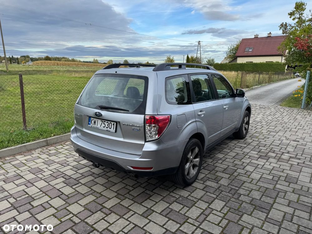 Subaru Forester 2012 photo 4