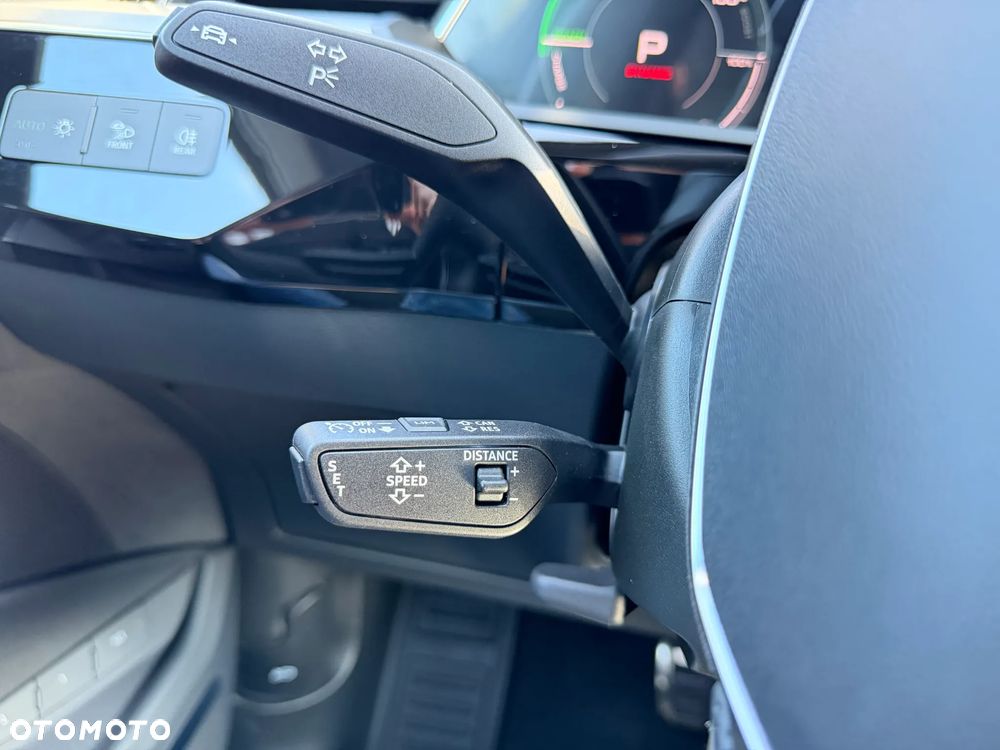 Audi Q8 Sportback e-tron - 20