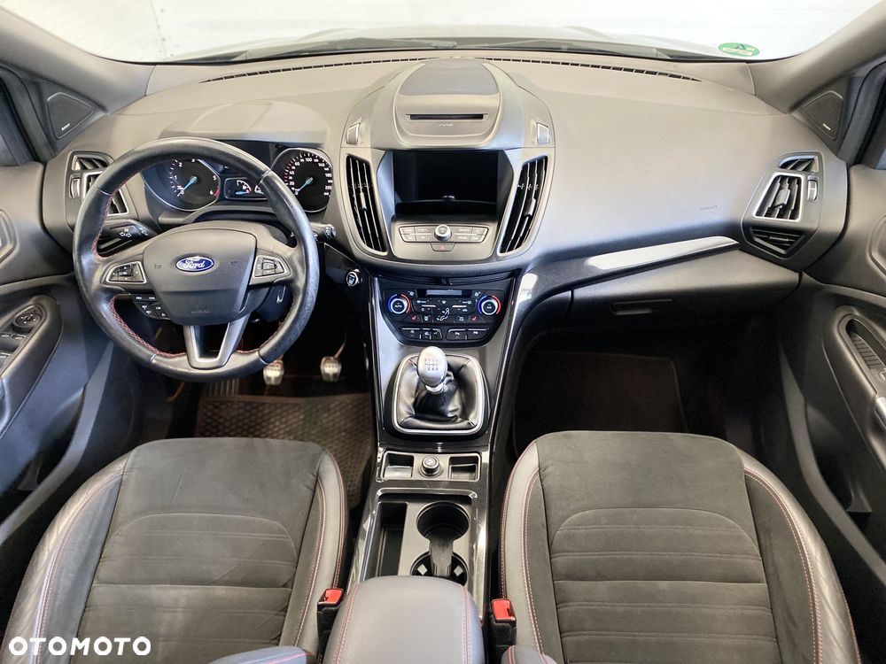 Ford Kuga 2.0 TDCi FWD ST-Line - 9