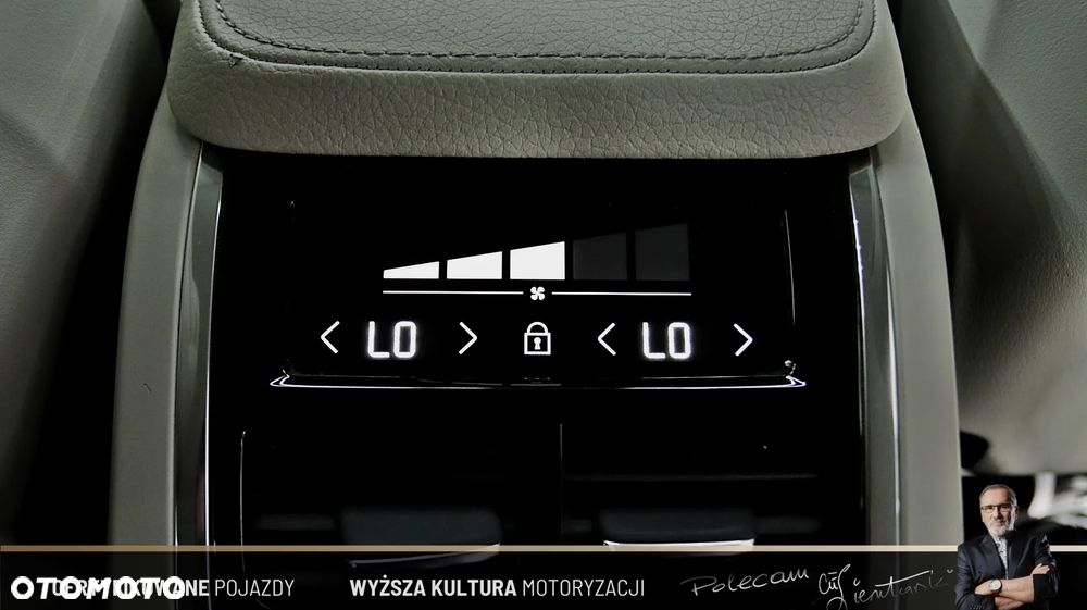 Volvo XC 90 T8 AWD Recharge Geartronic Inscription - 30