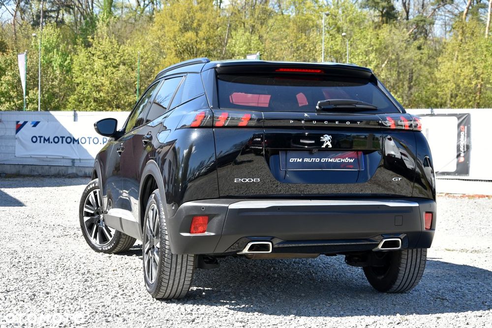 Peugeot 2008 PureTech 130 EAT8 GT - 17