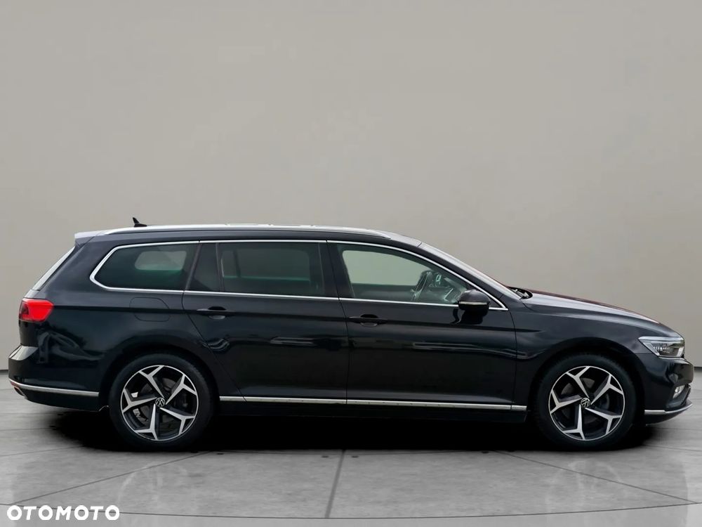 Volkswagen Passat Variant 2.0 TDI Elegance DSG - 5