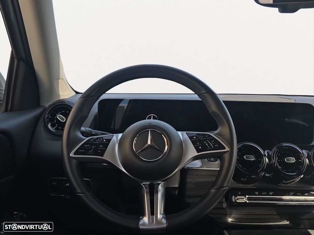 Mercedes-Benz GLB 180 d - 10