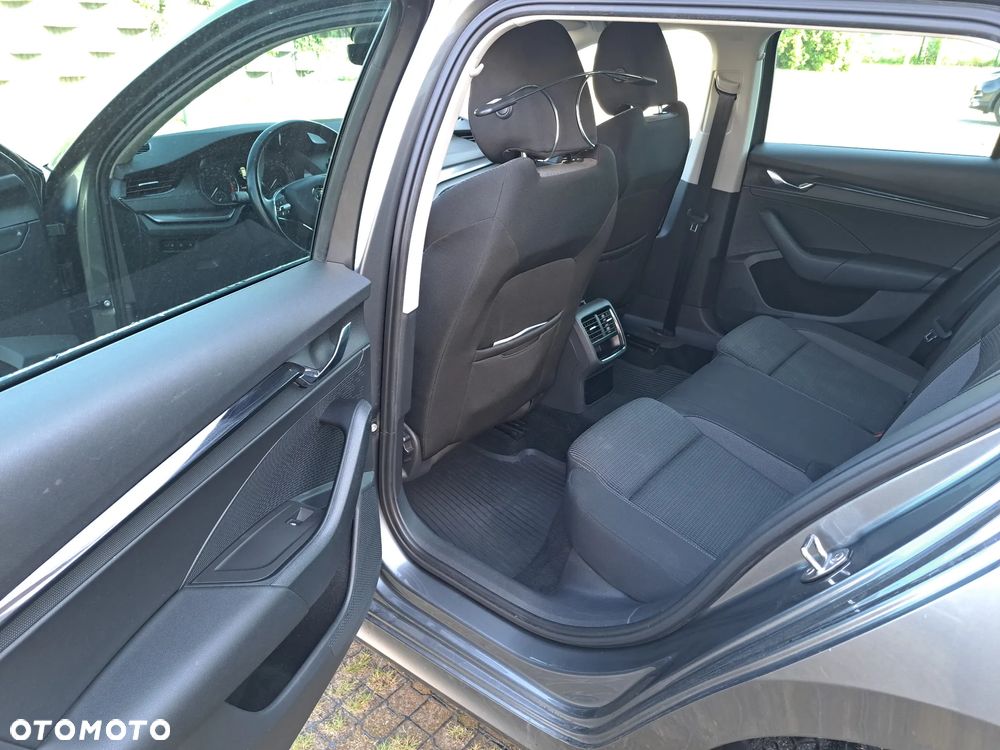 Skoda Octavia 2.0 TDI Ambition - 18