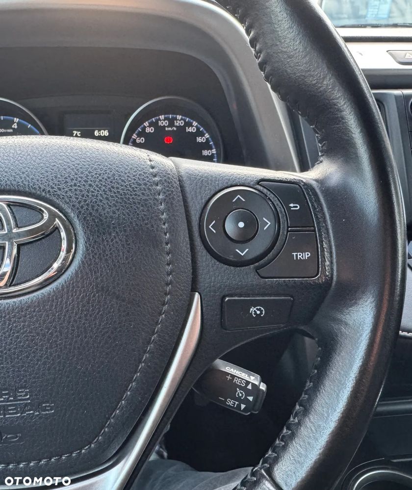 Toyota RAV4 - 15