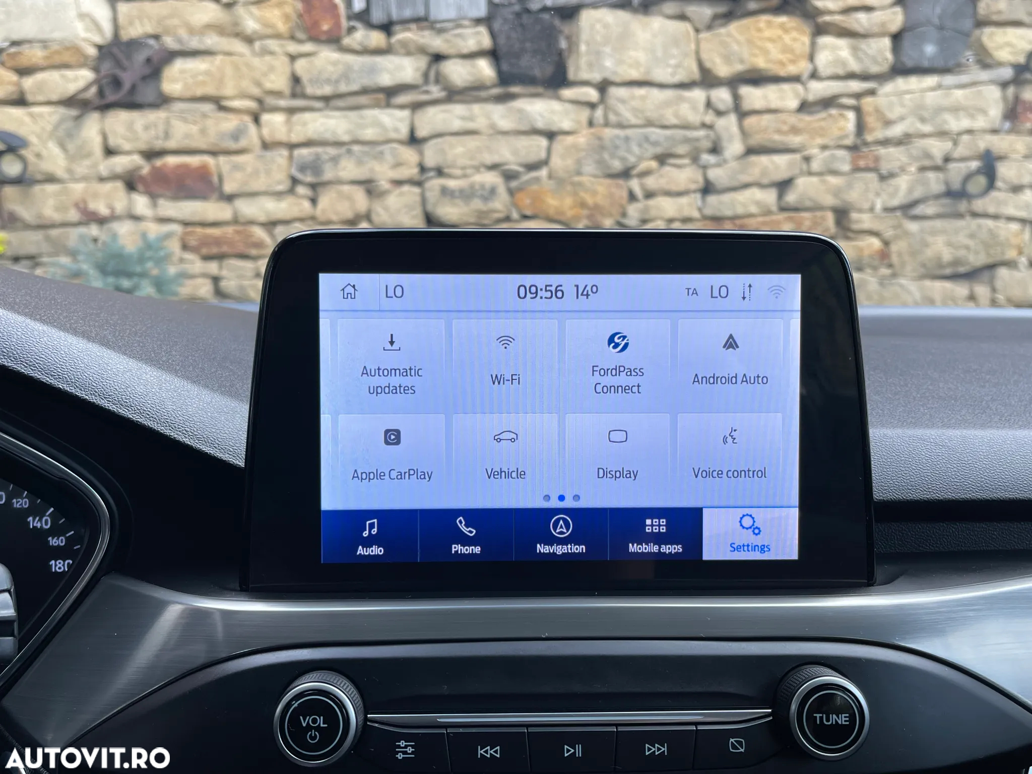 Ford Focus Turnier 1.5 EcoBlue Start-Stopp-System TITANIUM - 32