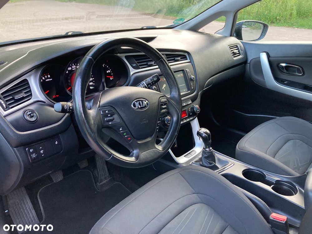 Kia Ceed 1.6 GDI L Business Line - 8