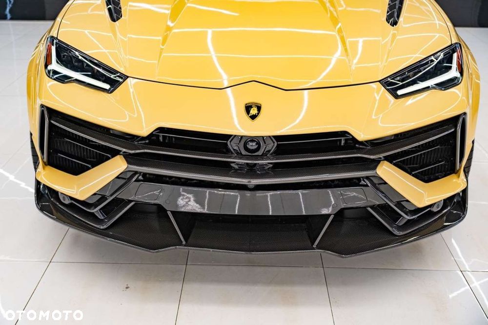 Lamborghini Urus - 14