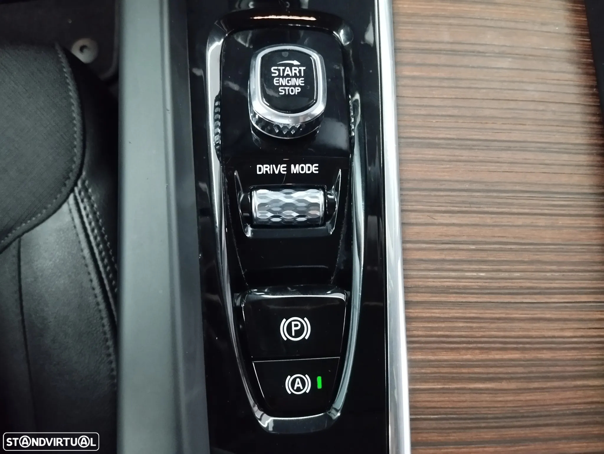 Volvo XC 60 2.0 D3 Momentum Plus - 38