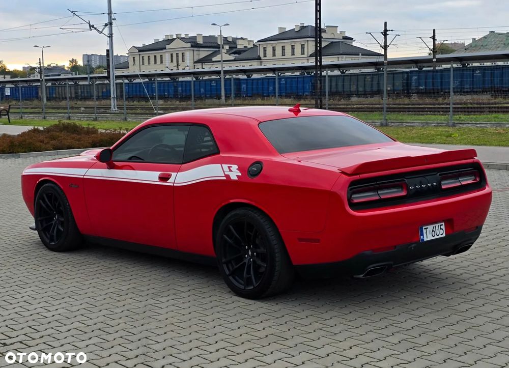 Dodge Challenger ver-5-7-r-t - 11