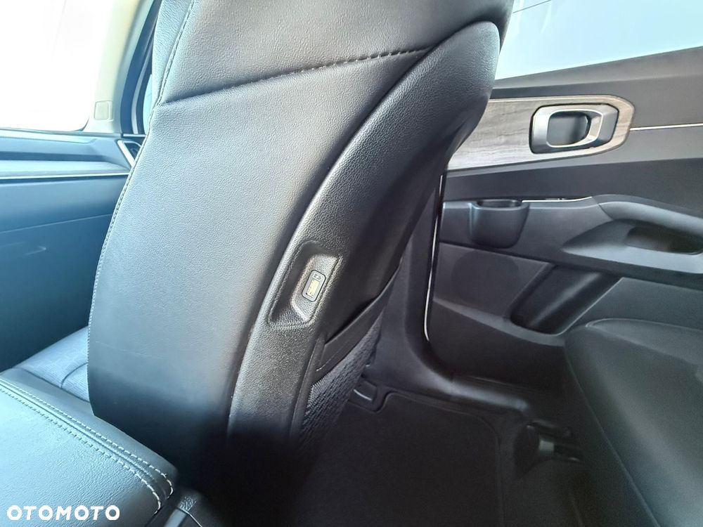 Kia Sorento - 21