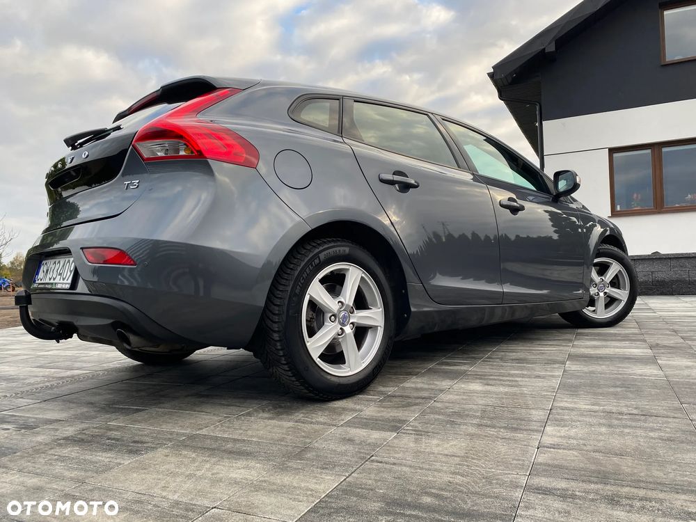 Volvo V40 T3 Momentum - 2