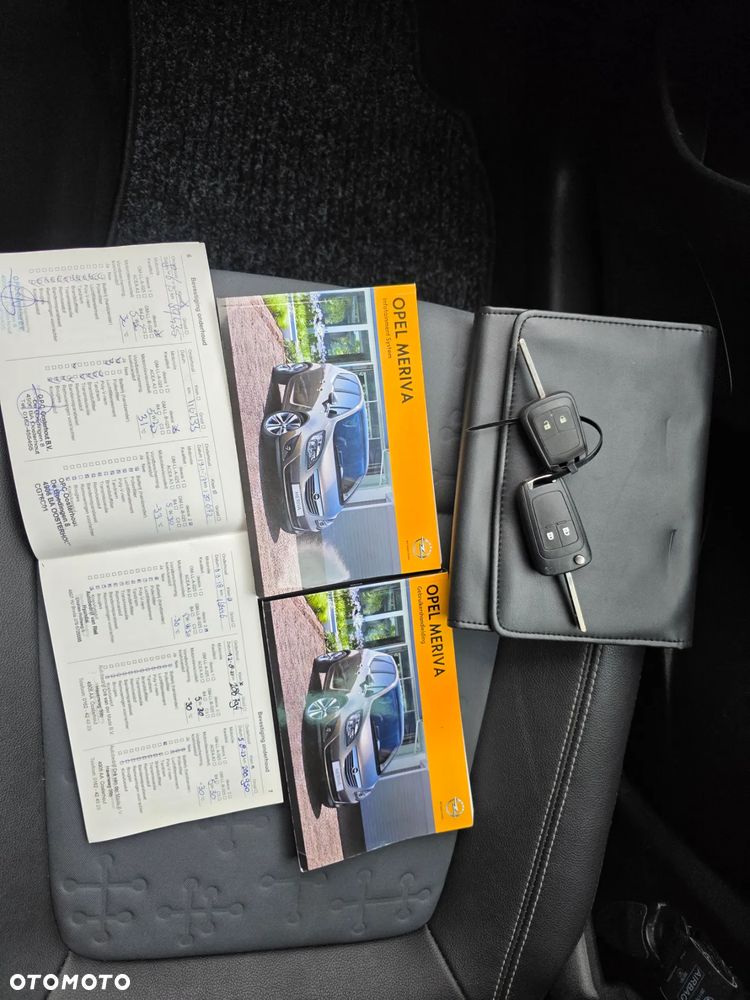 Opel Meriva ver-1-4-t-design-edition - 37